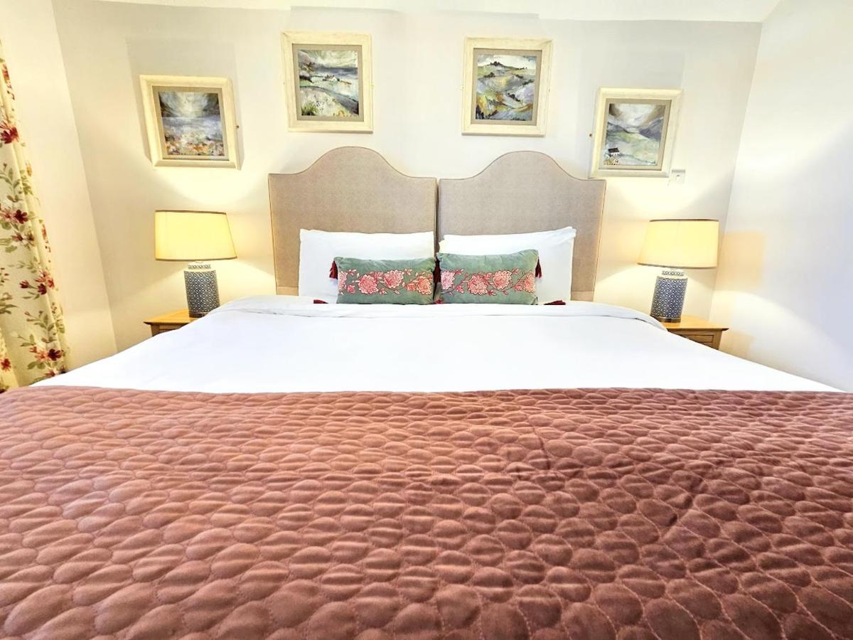 Hotel The 4*