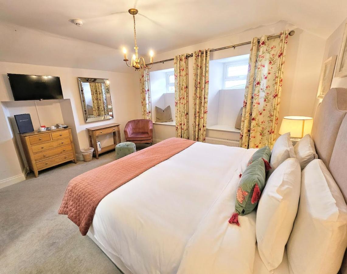 The Hotel 4*