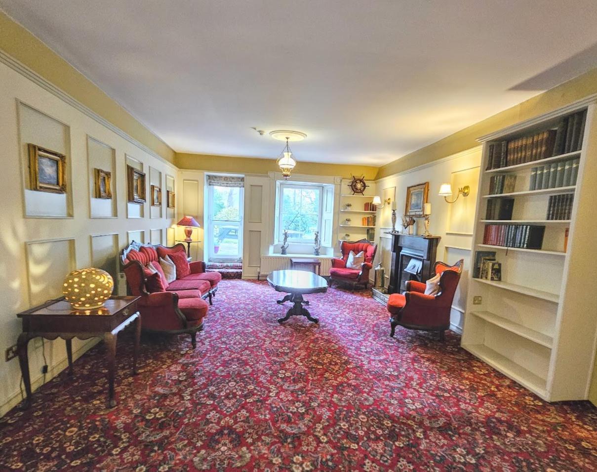 The Hotel 4*